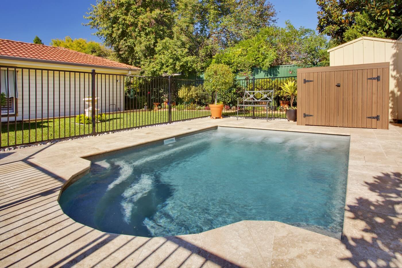 Gordon Ave Pools and Spas_Plunge and Courtyard fibreglass pools 3